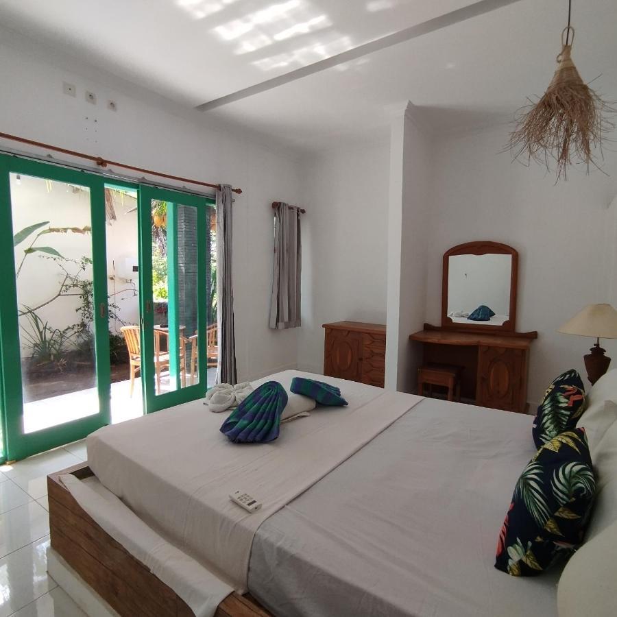 Palm Trees Villas Gili Air Dış mekan fotoğraf