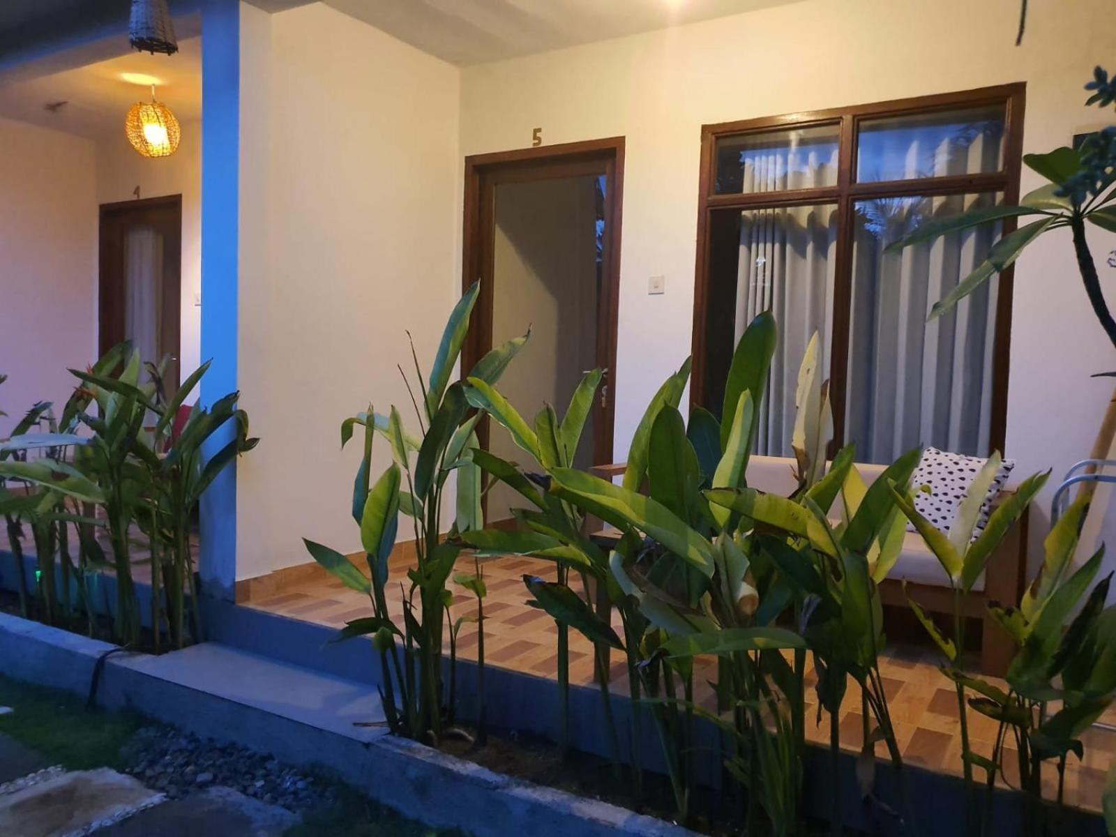 Palm Trees Villas Gili Air Oda fotoğraf